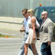Taylor Swift et son compagnon Tom Hiddleston prennent un hélicoptère à Rome le 28 juin 2016.