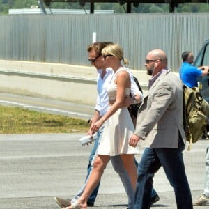 Taylor Swift et son compagnon Tom Hiddleston prennent un hélicoptère à Rome le 28 juin 2016.