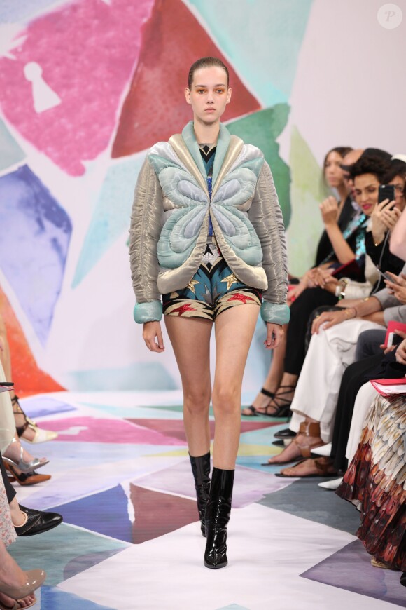 Défilé Schiaparelli (collection haute couture automne-hiver 2016/2017), place Vendôme. Paris, le 4 juillet 2016.