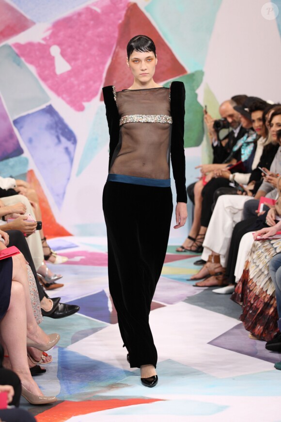 Défilé Schiaparelli (collection haute couture automne-hiver 2016/2017), place Vendôme. Paris, le 4 juillet 2016.
