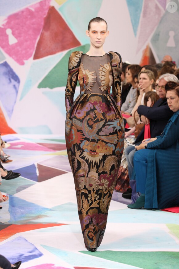 Défilé Schiaparelli (collection haute couture automne-hiver 2016/2017), place Vendôme. Paris, le 4 juillet 2016.