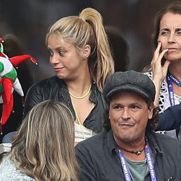 Shakira (compagne Gerard Piqué), son fils Milan et Montserrat Bernabeu (mère de Gerard Piqué) lors des 8ème de finale de l'UEFA Euro 2016 Italie-Espagne au Stade de France à Saint-Denis, France, le 27 juin 2016. © Cyril Moreau/Bestimage