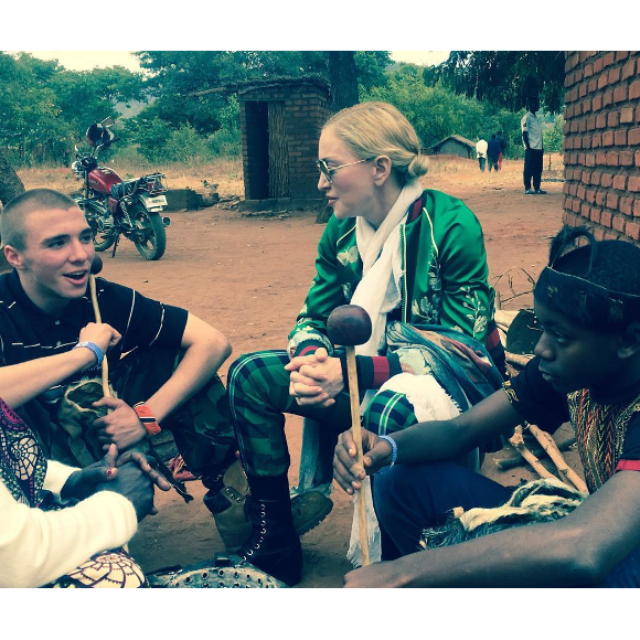 Madonna assiste au baptême tribal de son fils David Banda au Malawi. Photo publiée sur Instagram, le 9 juillet 2016