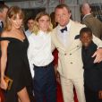 Guy Ritchie, ses enfants Rocco et David Banda (dont la mère est Madonna), et sa femme Jacqui Ainsley à l'Avant-première du film "The Man From U.N.C.L.E." au Ziegfeld Theatre à New York, le 10 août 2015.