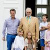 Le prince Frederik, le prince Vincent, la princesse Josephine, le prince Henrik, le prince Christian - La famille royale de Danemark lors d'un photocall au palais de Grasten, le 15 juillet 2016.15/07/2016 - Grasten