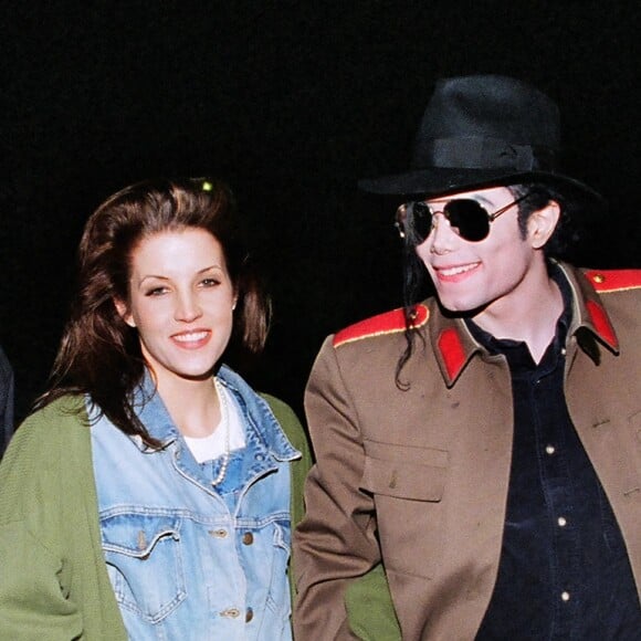 Michael Jackson et Lisa Marie Presley à Santa Clarita, en Californie, le 11 avril 1995.