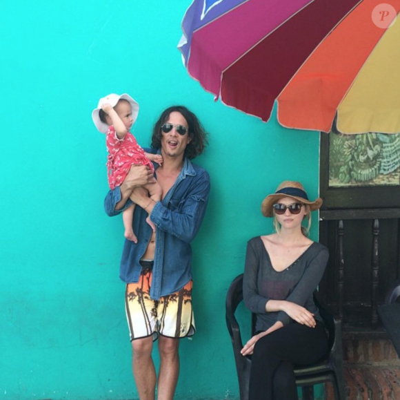 Photo de Gemma Ward et sa petite famille publiée le 16 novembre 2015.
