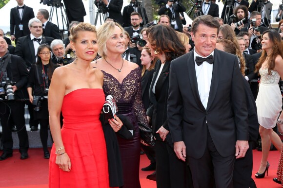 Laura Ténoudji et Christian Estrosi - Montée des marches du film "Café Society" pour l'ouverture du 69ème Festival International du Film de Cannes. Le 11 mai 2016.