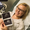 Alison Pill est enceinte de son premier enfant et en révèle le sexe sur Instagram, le 18 juillet 2016.