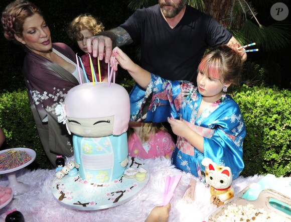 Exclusive - Dean McDermotto, Tori Spelling, Liam McDermott, Hattie McDermott, Stella McDermott, Finn McDermott during the Tori Spelling Throws Daughter Stella A Japanese Themed 8th Birthday in Los Angeles, CA on July 1§, 2016. Photo by Michael Simon/startraks/ABACAPRESS.COM19/07/2016 - 