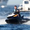 James Packer, le fiancé de Mariah Carey, fait du jet ski dans le golfe de Saint-Tropez, le 19 juillet 2016.