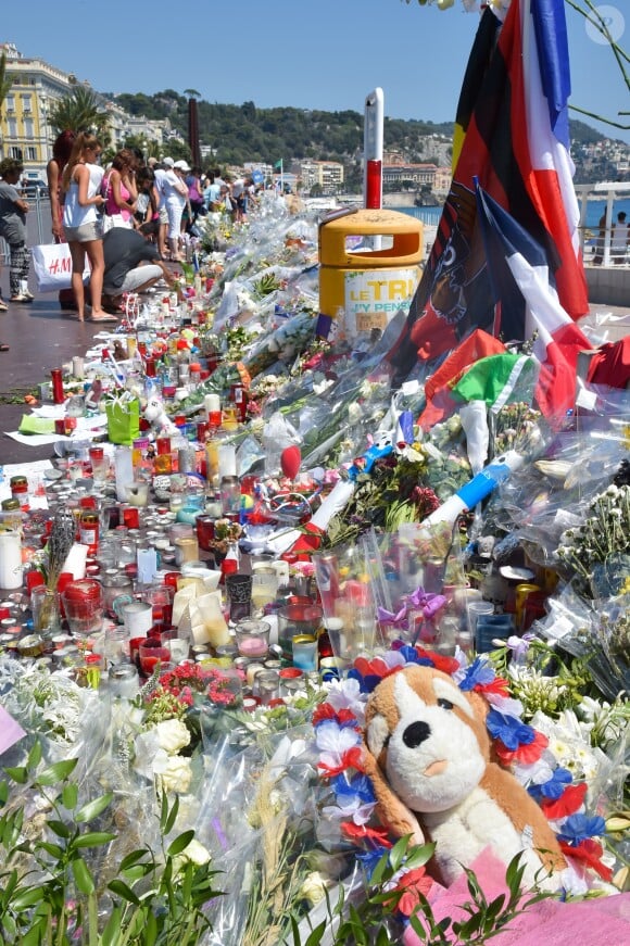 Hommage aux victimes de l'attentat de la Promenade des Anglais a Nice qui a fait 84 morts, à Nice le 19 juillet 2016. © Lionel Urman/Bestimage