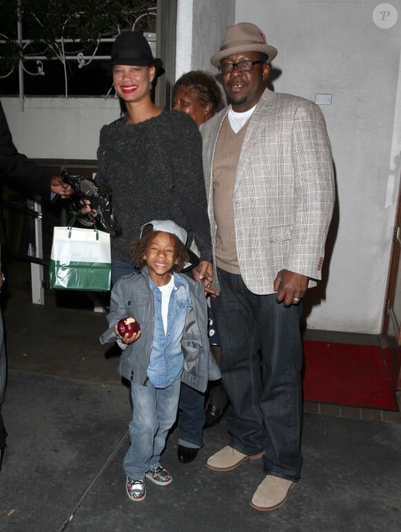 Bobby Brown, sa femme Alicia Etheridge et leur fils Cassius à la sortie du restaurant Madeo à West Hollywood. Le 6 mai 2014