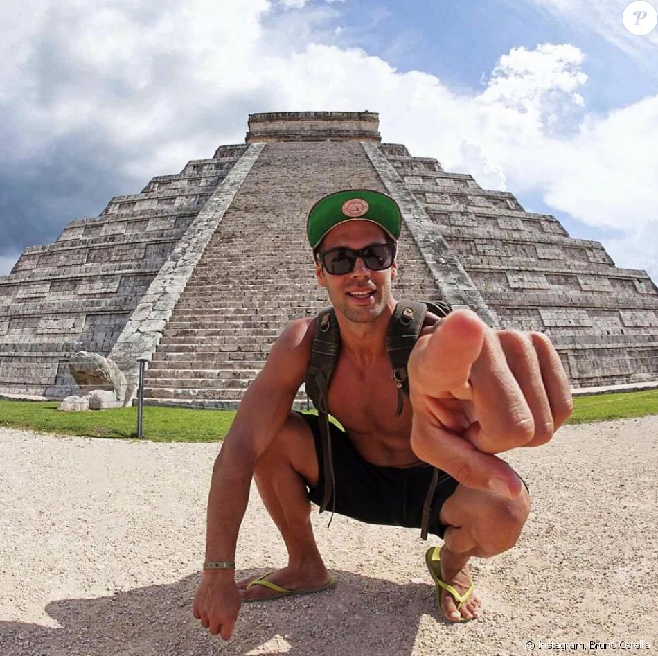 Emilie Nef Naf Bruno Cerella Emilie Nef Naf et Bruno Cerella visitent un temple Maya près de Playa Del  Carmen, au Mexique, juillet 2016. - Purepeople