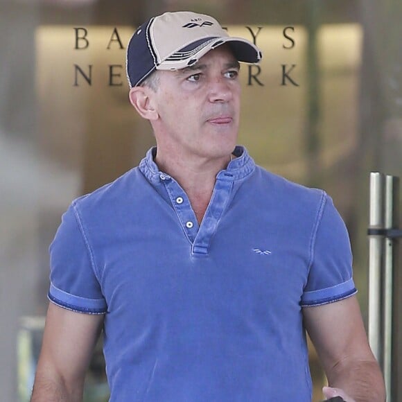 Antonio Banderas et sa fille Stella en pleine séance de shopping à Los Angeles Le 22 Juillet 2016