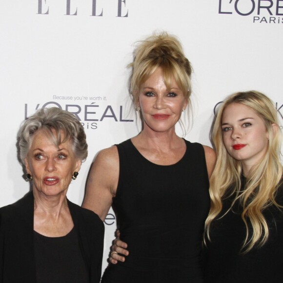 Dakota Johnson (fille de Melanie Griffith), Tippi Hedren (Mère de Melanie Griffith) , Melanie Griffith, Stella Banderas (fille de Melanie Griffith) - 22ème soirée annuelle "ELLE Women in Hollywood" à Beverly Hills le 20 octobre 2015