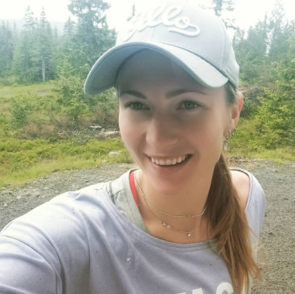 Darya Domracheva, selfie publié sur Instagram à l'été 2015. Le 16 juillet 2016, la biathlète a épousé Ole Einar Bjørndalen.