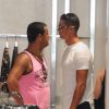 Cristiano Ronaldo fait du shopping à Beverly Hills, le 26 juillet 2016, avec ses amis.