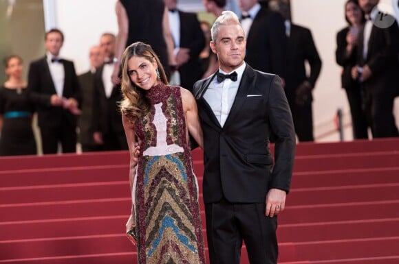 Robbie Williams et sa femme Ayda Field lors de la Montée des marches du film "The Sea of Trees" (La Forêt des Songes) lors du 68 ème Festival International du Film de Cannes, à Cannes le 16 mai 2015.