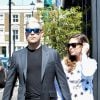Exclusif - Robbie Williams et sa femme Ayda Field se baladent dans les rues de Notting Hill à Londres, le 14 mai 2015