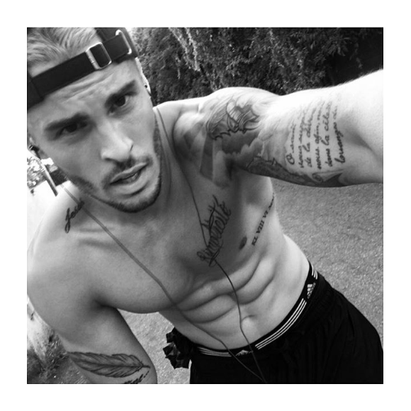 Baptiste Giabiconi lors de ses vacances en Corse, à Pinarellu, fin juillet 2016. Photo Instagram.