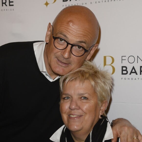 Mimie Mathy et son mari Benoist Gérard - Semi-exclusif - Remise du prix de La Fondation Diane & Lucien Barrière 2015 au théâtre Tristan Bernard à Paris, pour la pièce "Je vous écoute" à Paris le 1er février 2016.