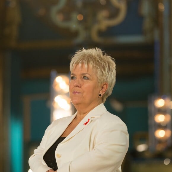 Exclusif - Mimie Mathy - Backstage de l'enregistrement de l'émission "La télé chante pour le Sidaction" aux Folies Bergère à Paris. L'émission sera diffusée sur France 2 le 28 mars