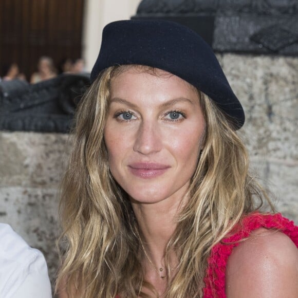 Gisele Bündchen - People au defilé Croisière Chanel à La Havane à Cuba, le 3 mai 2016. © Olivier Borde/Bestimage