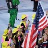 La délégation olympique des Etats-Unis, emmenée par Michael Phelps, lors de la cérémonie d'ouverture des JO de Rio de Janeiro le 5 août 2016 au stade Maracanã.