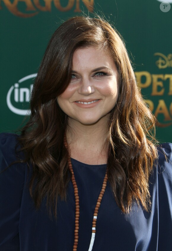 Tiffani Thiessen à la première de Pete's Dragon au théâtre El Capitan à Hollywood, le 8 août 2016