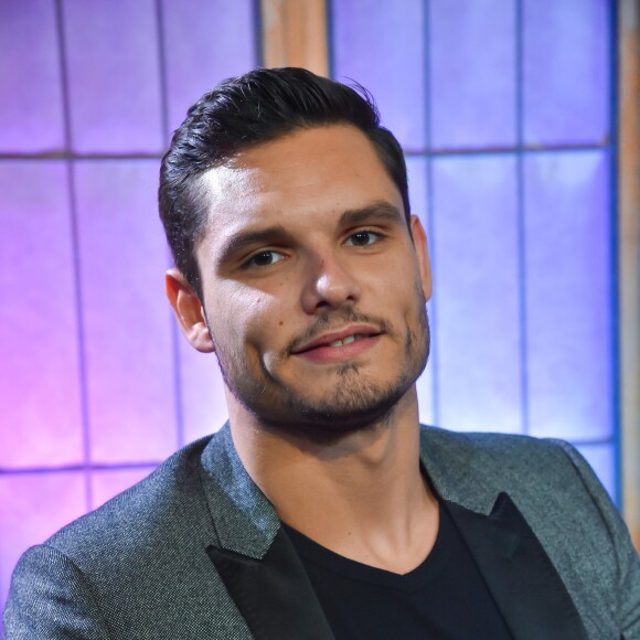 Exclusif - Florent Manaudou à la Master Classe du HuffPost "Ils font rayonner la France", en partenariat avec l'université Paris Descartes. Le 13 octobre 2015 Dans les bassins, les cuisines, les salles obscures ou les galeries d'art, ils font l'image de la France à l'international. L'essentiel de la Master Classe sera consacré à un échange très ouvert de questions-réponses avec les étudiants et les internautes. L'échange sera diffusé en direct sur YouTube et sera animé par Sonia Devillers de France Inter. Wineven et l'association Artésienne sont également partenaires de l'événement.