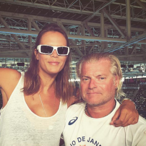 Laure Manaudou et son ancien entraîneur Philippe Lucas commentent les épreuves de natation des Jeux Olympiques. Photo publiée sur Instagram en août 2016