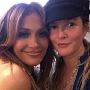 Jennifer Lopez et Drew Barrymore. Photo publiée sur Instagram au mois d'août 2016
