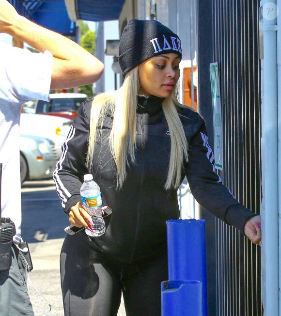 Blac Chyna enceinte et son fiancé Rob Kardashian à la sortie d'un studio d'enregistrement à Los Angeles, le 7 juillet 2016