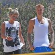 Justin Bieber et Sofia Richie se baladent ensemble sur les hauteurs de Hollywood. Le 10 août 2016