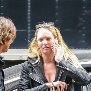Candice Swanepoel enceinte et son compagnon Hermann Nicole se rendent chez le docteur pour une échographie dans le quartier de Manhattan, le 29 avril 2016  Victoria' Secret model Candice Swanepoel and her partner Hermann Nicole head to Uptown Manhattan to get an ultrasound in New York City, New York on April 29, 2016. Candice made sure to keep a hand over her baby bump while she was out.29/04/2016 - Manhattan