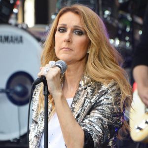 Céline Dion donne un concert lors de sa participation à l'émission "Today" de la chaîne NBC au Rockefeller Plaza à New York, le 22 juillet 2016