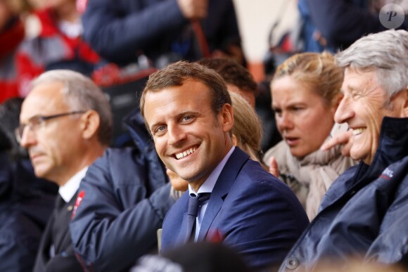 Emmanuel Macron en Vendée au Puy du Fou le 19 août 2016. Étaient présents sa femme Brigitte Macron, Philippe de Villiers (créateur du Parc) et son fils Nicolas (actuel directeur) © Sebastien Valiela / Bestimage