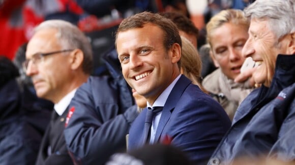 Emmanuel Macron et son épouse Brigitte s'éclatent devant des gladiateurs...