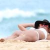 Britney Spears se relaxe sur une plage de Hawaï avec ses enfants Sean Preston et Jayden James à Hawaï le 5 août 2016.