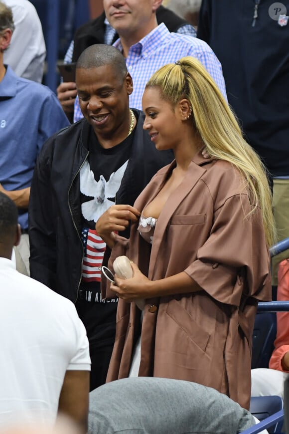 Beyoncé et son mari Jay Z pendant l'US Open 2016 au USTA Billie Jean King National Tennis Center à Flushing Meadow, New York, le 1er Septembre 2016.