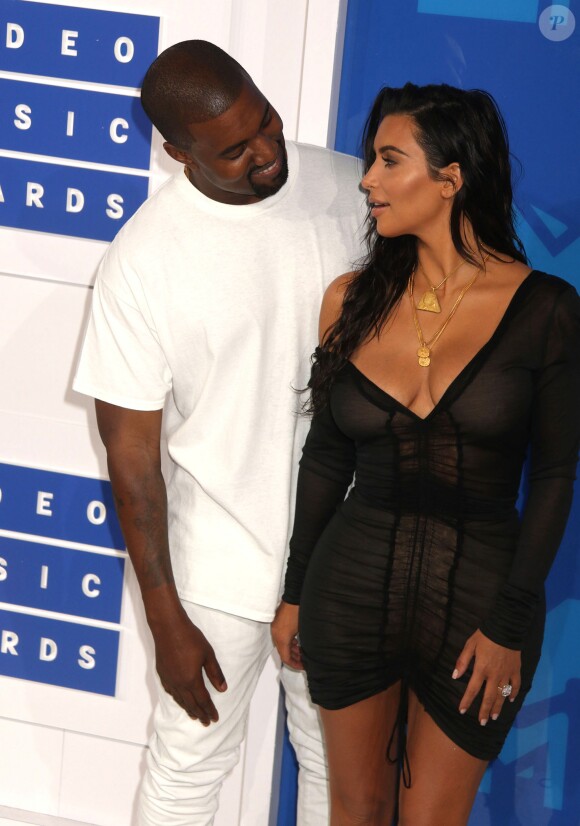 Kim Kardashian et son mari Kanye West au Photocall des MTV Video Music Awards 2016 au Madison Square Garden à New York. Le 28 août 2016 © Nancy Kaszerman / Zuma Press / Bestimage