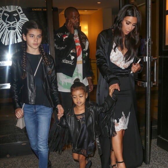 Kim Kardashian et son mari Kanye West sont allés voir The Lion King' avec leur fille North West à New York, le 5 juin 2016