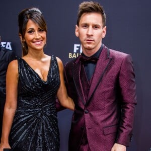 Lionel Messi et sa compagne Antonella Roccuzzo - Gala FIFA Ballon d'Or 2014 à Zurich, le 12 janvier 2015.