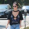 Kendall Jenner se balade et fait du shopping avec des amis dans les rues de Beverly Hills. Le 25 août 2016