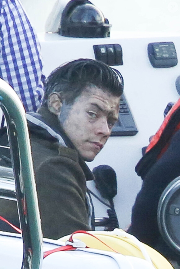 Harry Styles sur le tournage de "Dunkirk" à Weymouth. Angleterre, le 28 juillet 2016.