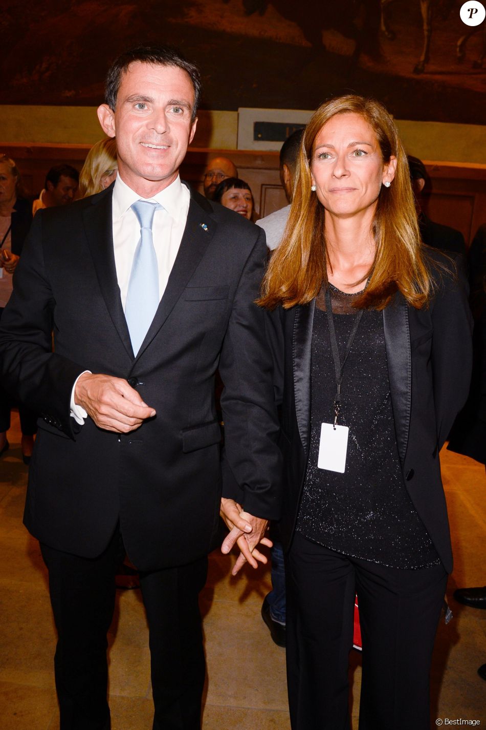Manuel Valls Et Sa Femme Anne Gravoin Représentation De La Bohème à L Hôtel Des Invalides Dans