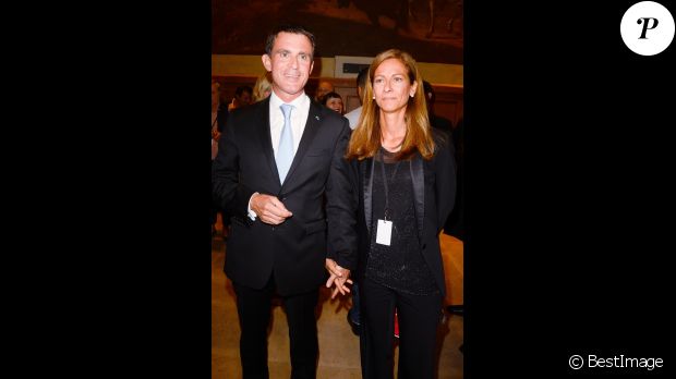 Manuel Valls et sa femme Anne Gravoin - Représentation de &quot;La Bohème&quot; à l&#039;Hôtel des Invalides dans le cadre du festival Opéra en Plein Air à Paris le 6 septembre 2016.