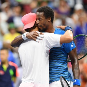 Gaël Monfils s'impose face à Lucas Pouille lors des quarts de finale de l'US Open 2016 au USTA Billie Jean King National Tennis Center à Flushing Meadow, New York, le 6 septembre 2016.