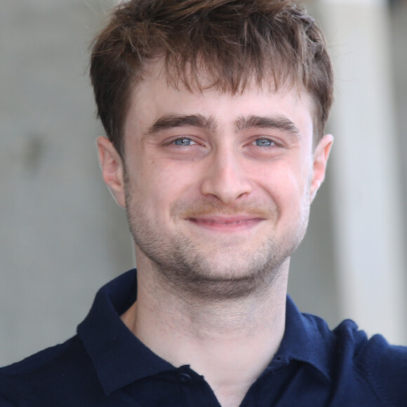 Daniel Radcliffe a inauguré la cabine à son nom sur les planches au 42e Festival du Film Américain de Deauville le 10 septembre 2016, en présence d'une importante foule de fans. Il a d'ailleurs passé 30 minutes à poser des selfies, puis encore autant en dédicaces. © Denis Guignebourg / Bestimage